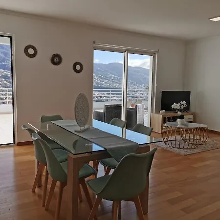 Pico Barcelos - Apartment