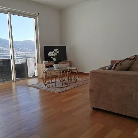 Pico Barcelos - Apartment