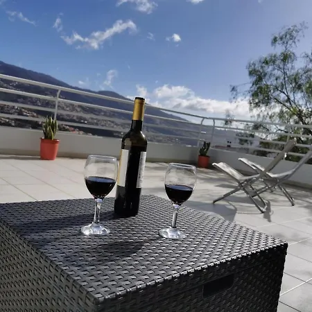 Апартаменты Pico Barcelos -