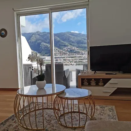 Apartment Pico Barcelos - *