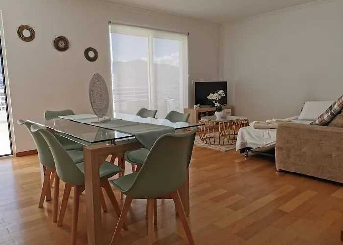 Apartment Pico Barcelos -